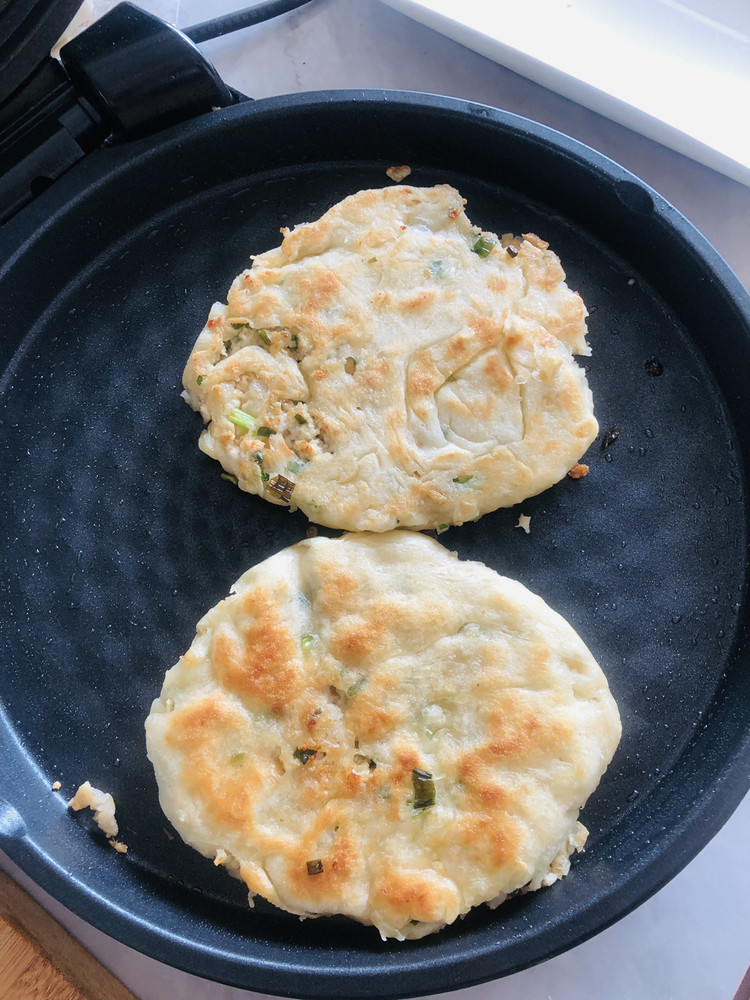 葱油饼（0起酥油）的做法