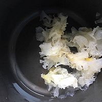 木瓜椰奶银耳汁的做法图解2