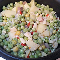 主食类：立夏日，做上一份快手美味的豌豆饭的做法图解14