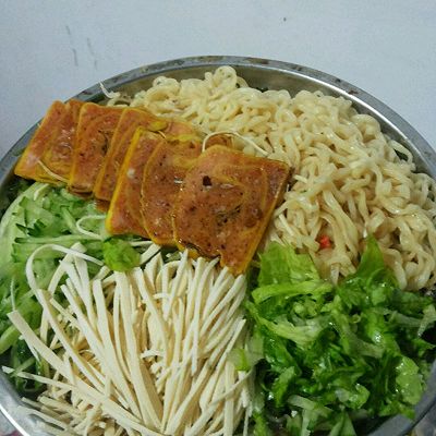 豆丝冷面