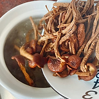 潮汕汤品2⃣️水鸭母炖茶树菇汤的做法图解8