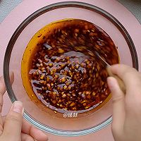 臻鲜·红油干拌饺子的做法图解1