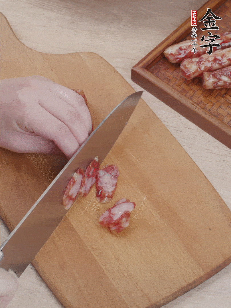 牛蛙香肠煲的做法图解1