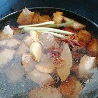 #夏日消暑，非它莫属#电饭锅版红烧肉的做法图解4