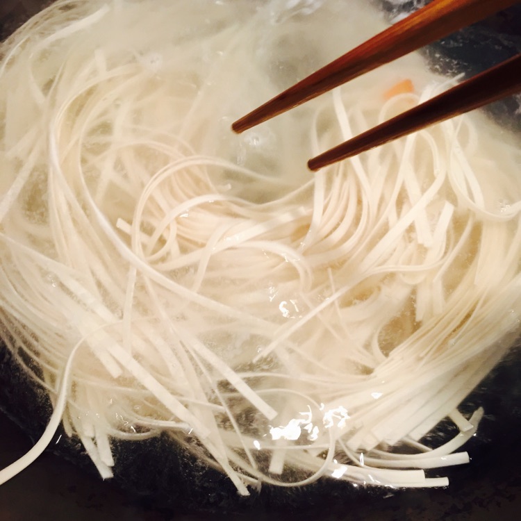 番茄火腿面的做法图解3