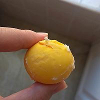 西兰花蛋黄粥的做法图解2