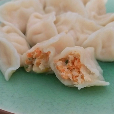 胡萝卜玉米鸡肉饺子