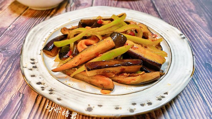 家常菜：蒜香青椒茄条