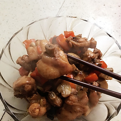 口蘑烧鸡腿