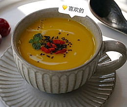 养颜汤——南瓜银耳小米羹的做法