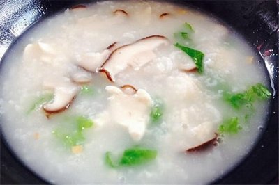 香菇滑鸡粥