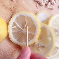 蜂蜜柠檬水的做法图解2