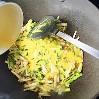 韭黄炒蛋的做法图解7