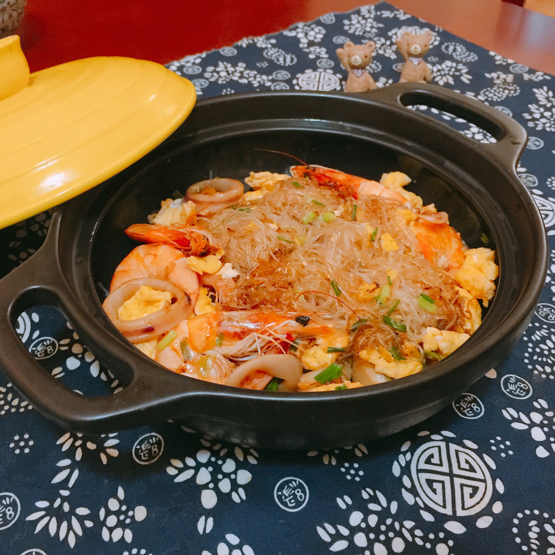 砂锅海鲜粉丝煲怎么做_砂锅海鲜粉丝煲的做法_豆果美食
