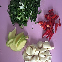 茶树菇炖排骨的做法图解1