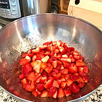 自制草莓果酱的做法图解3