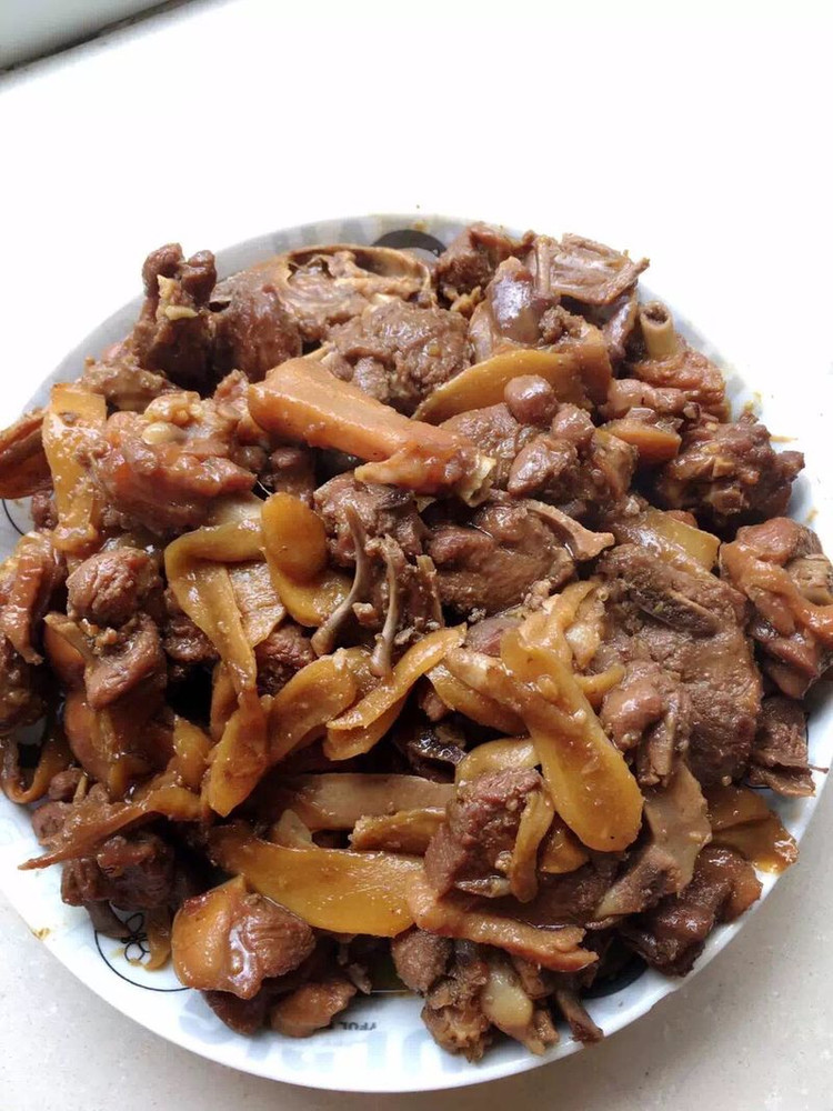 子姜焖鸭的做法