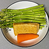 【孕妇食谱】芦笋炒香干，清爽可口，妊娠糖尿病人群的福音菜的做法图解1