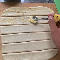 #2021亲子烘焙组——“焙”感幸福#手揉炼乳面包的做法图解11