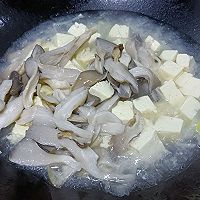 #智利贻贝中式烹法大赏#鲜掉眉毛～贻贝菌菇炖豆腐的做法图解5