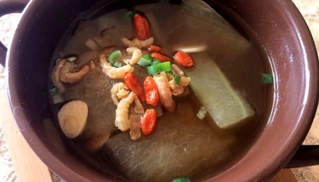『冬瓜海米汤』的做法