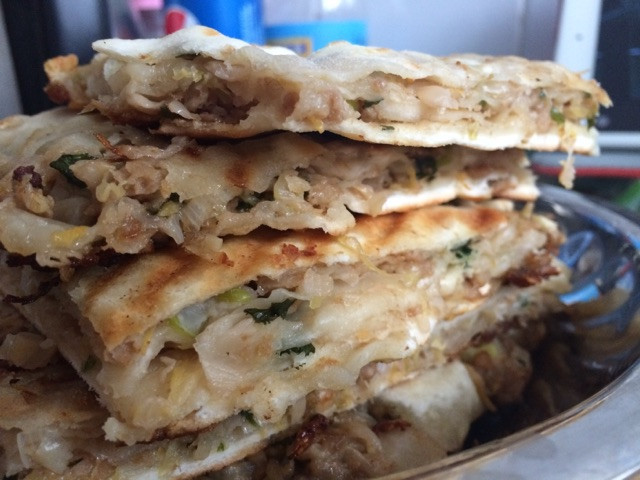 酸菜千层肉饼的做法