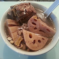 莲藕眉豆干貝骨頭湯的做法图解3