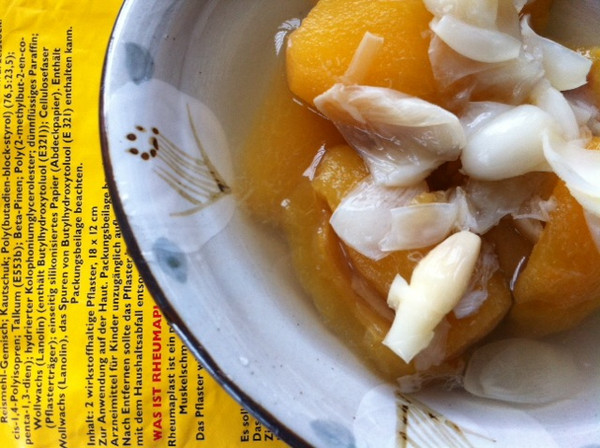 清燥润肺的百合枇杷糖水