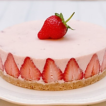 酸甜香滑的草莓生乳酪蛋糕