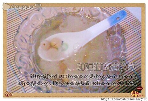 冰糖银耳莲子汤