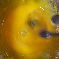 无添加蛋黄溶豆的做法图解3