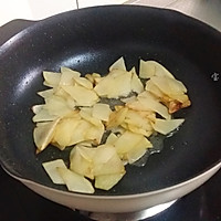冬季下饭菜，豆豉鱼炒土豆油麦菜的做法图解3