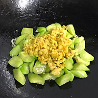 #植物蛋 美味尝鲜记#虾皮鸡蛋丝瓜的做法图解7
