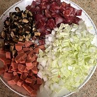 家庭版炒饭的做法图解1