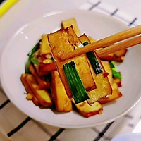 #我心中的冬日限定#青蒜炒香干的做法图解5
