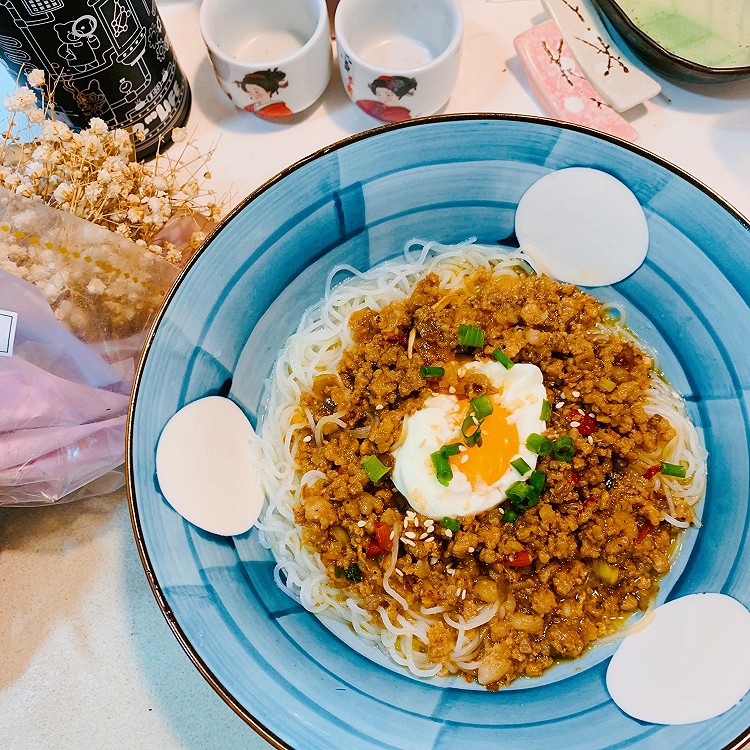 辣肉面的做法