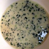 葱花蛋饼的做法图解3