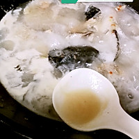 剁椒三文鱼头汤的做法图解6