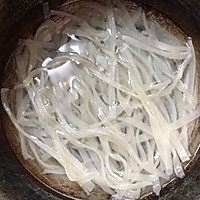 泡菜肉丝的做法图解1