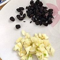 蒜蓉豆豉烧青椒的做法图解3