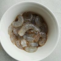 胡萝卜冬笋丁鲜肉鲜虾仁竹园母鸡汤——馄饨的做法图解2