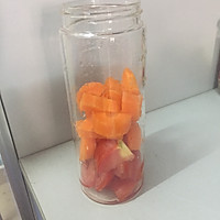 番茄胡萝卜汁的做法图解1
