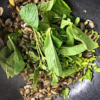 ［下酒菜]薄荷炒薄壳/海瓜子的做法图解12