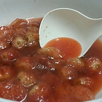 自创草莓鸡蛋饼的做法图解2