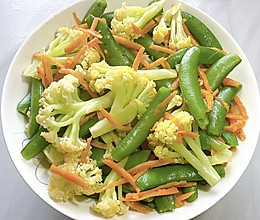 #寻味外婆乡传承春日宴# 甜豆炒菜花的做法