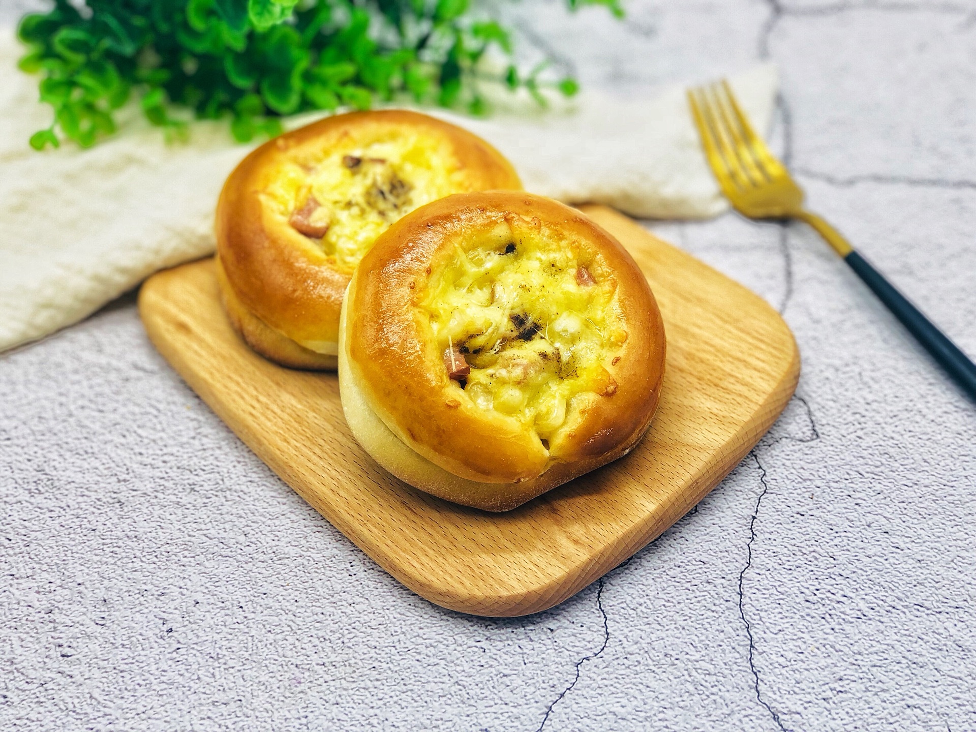 Corn Ham Salad Bread