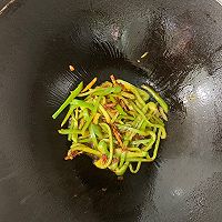 酸辣鸡胗的做法图解3