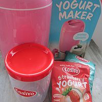 葡萄干草莓味酸奶＃易极优DIY酸奶＃的做法图解1
