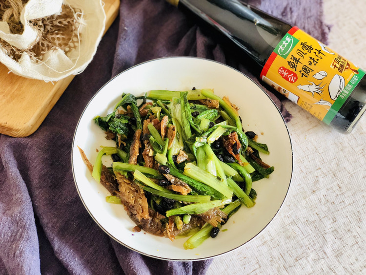鲜贝露春日尝鲜｜豆豉鲮鱼油麦菜的做法