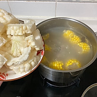 苦瓜排骨玉米汤的做法图解3